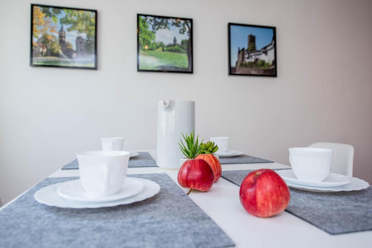 Stilvolle Ferienwohnung Am Historischen Nikolaitor Eisenach Luaran gambar