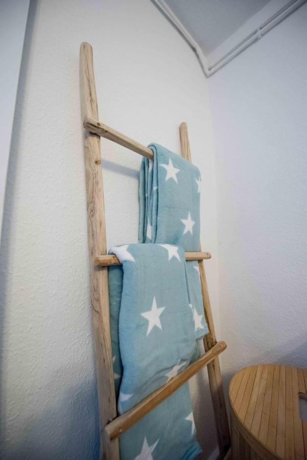 Stilvolle Ferienwohnung Am Historischen Nikolaitor Eisenach Luaran gambar